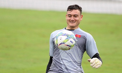 Danh sách U23 Việt Nam dự ASIAD: Thầy Park loại Lâm 'Tây' gây chấn động