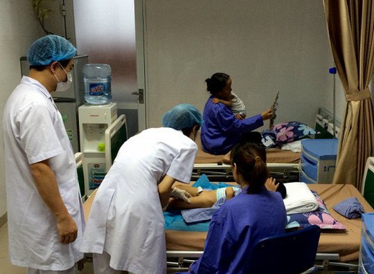 Truy tố nữ điều dưỡng khiến 103 bé sùi mào gà - 1