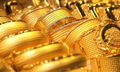 Giá vàng hôm nay 10/8: USD treo cao, vàng chưa thấy sủi tăm