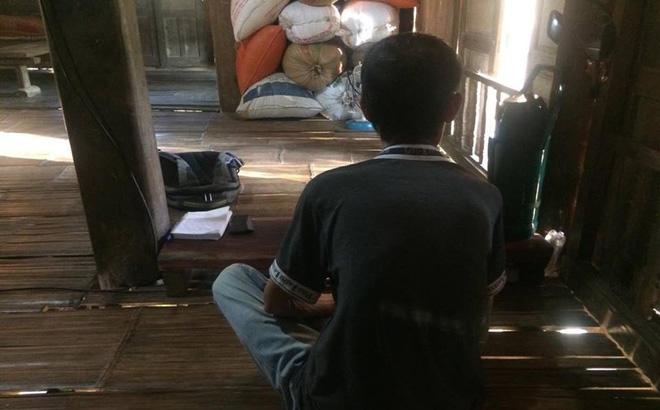 Người đàn ông sốc nặng khi biết mình nhiễm HIV: Tôi chưa bao giờ có quan hệ ngoài luồng