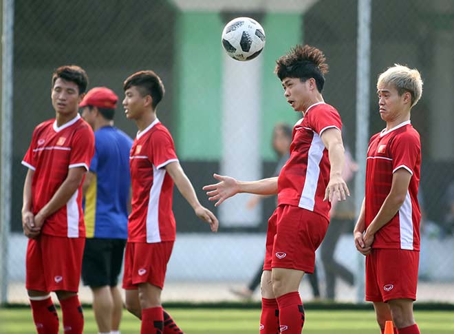 Cực nóng video U23 Việt Nam - U23 Pakistan: Không bản quyền truyền hình, fan xem ở đâu? - 2