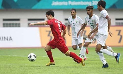 Đừng gọi Công Phượng là 'Palermo Việt Nam'