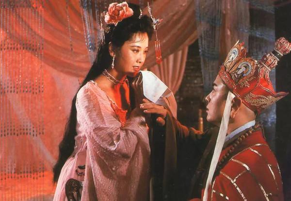 Nữ Vương của Tây Du Ký: Cuộc tình đẫm lệ với Đường Tăng và cuộc sống bí ẩn ở tuổi 66