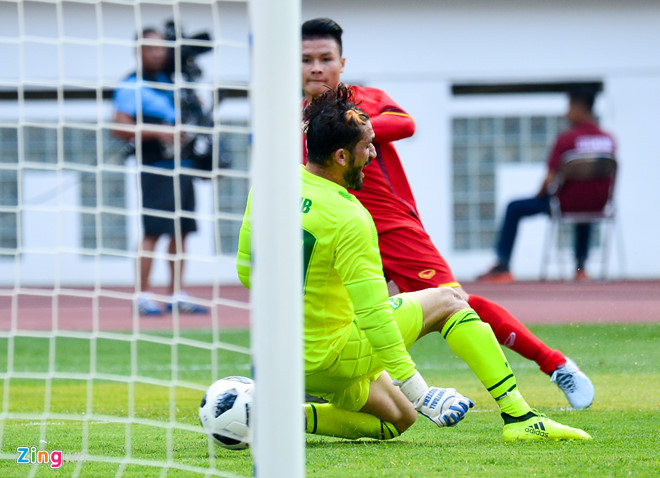 Quang Hai duoc bao chi chau A danh gia la 'Messi cua ASIAD' hinh anh 1