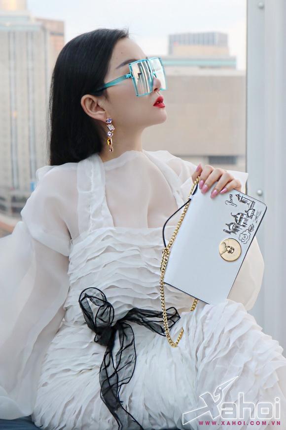 angel-pham-208-8-xahoi.com.vn-w580-h870