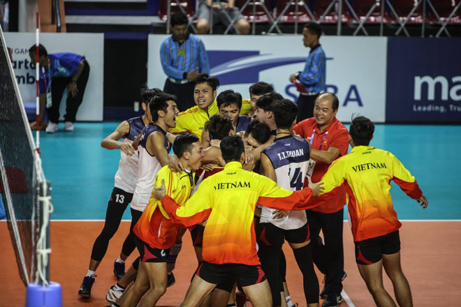 Chấn động bóng chuyền ASIAD: Việt Nam đánh bại 