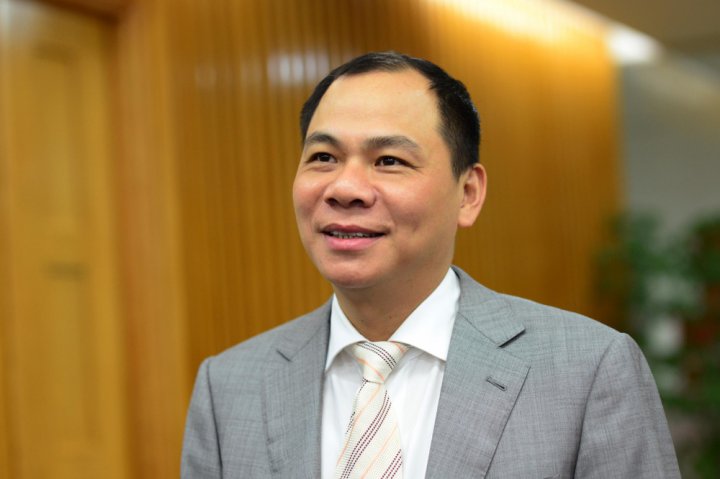bat mi ke hoach chuyen huong kinh doanh cua ty phu pham nhat vuong hinh anh 3