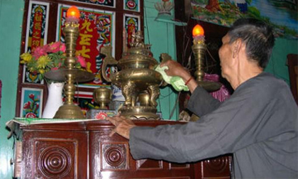 Kiêng kị cần hết sức tránh khi lau dọn bàn thờ cúng rằm tháng cô hồn để không gặp họa