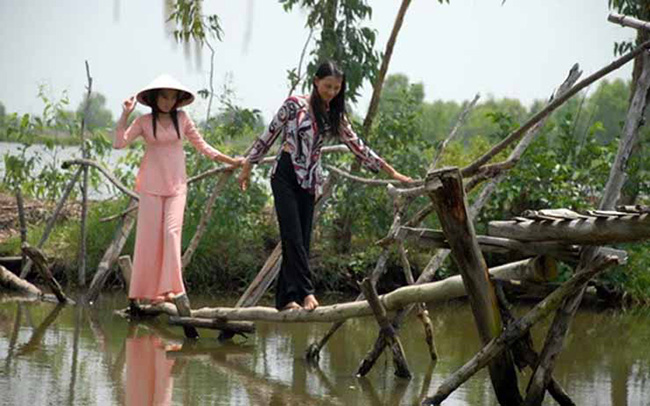 thot tim di tren nhung cay cau nguy hiem nhat the gioi, trong do co cau khi cua viet nam hinh anh 2
