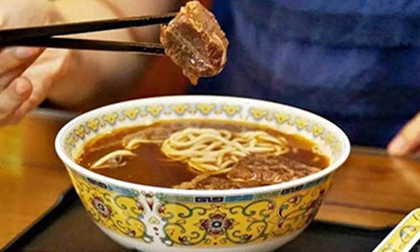 Choáng váng với siêu phẩm mỳ bò giá đắt hơn cả con bò