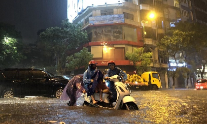 Dự báo thời tiết ngày 25.8: Hà Nội tiếp tục mưa lớn vào chiều tối và đêm