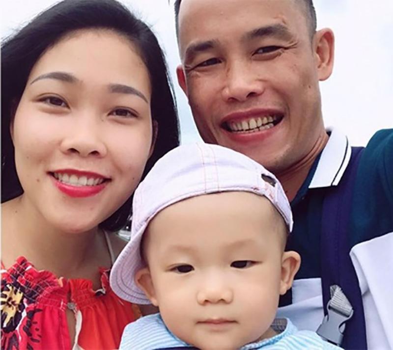 vo 3 hiep ga to chong vay 150 trieu khong tra, xe ho khau va giay khai sinh cua con - 2
