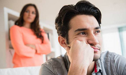 Chồng đang chán vợ giật mình tỉnh ngộ sau khi nghe một câu nói của gã hàng xóm trong cơn say