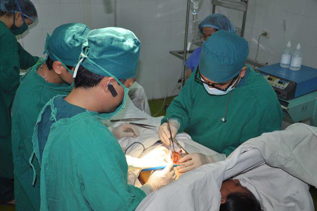 43 nam chong ung thu, cu ba 92 tuoi duc ket 4 bi quyet 