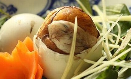 Trứng vịt lộn cực kỳ bổ dưỡng nhưng nếu không biết cách ăn sẽ phản tác dụng