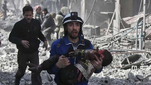 Áo đấu không có tên cầu thủ, chỉ in SYRIA và nỗi đau in hằn lên sân bóng