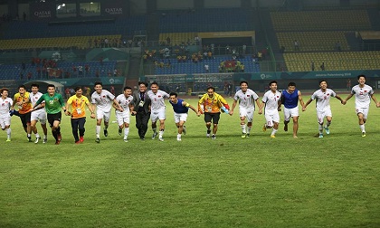 U23 Việt Nam đấu U23 Hàn Quốc: Tấn công được không, ông Park?