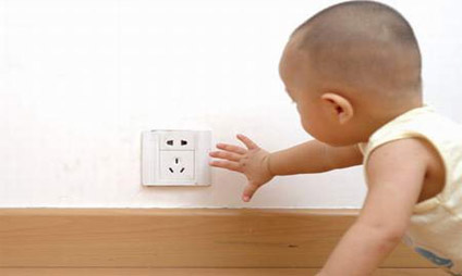 quang nam: mot be trai mam non bi dien giat tai truong tu vong hinh anh 1