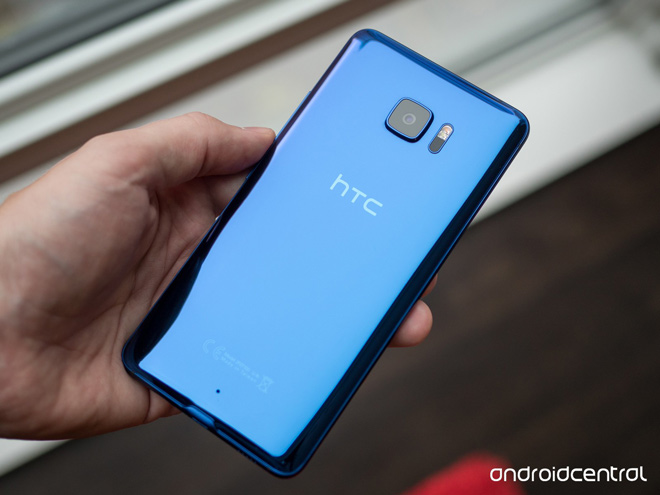 Top 5 smartphone giảm giá từ 1 - 4 triệu đồng “hot” nhất tháng 8 - 4