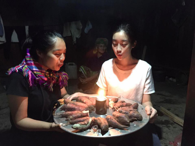Cuộc sống của Đỗ Mỹ Linh thay đổi ra sao sau 2 năm đăng quang hoa hậu? Cuộc sống của Đỗ Mỹ Linh thay đổi ra sao sau 2 năm đăng quang hoa hậu?