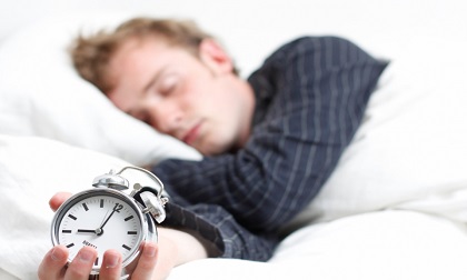 Nam giới ngủ ít hơn 5 giờ có nguy cơ mắc bệnh tim cao gấp 5 lần bình thường