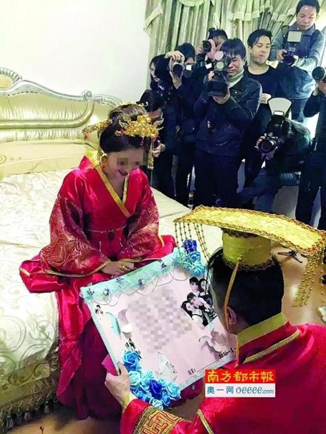 cuoi dai gia 9x, co dau xinh dep deo vang nang triu 