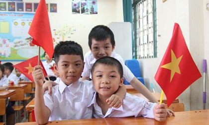 Hai bé bị trao nhầm ở Ba Vì vào lớp 1: Nỗi lòng của người mẹ trong ngày khai giảng