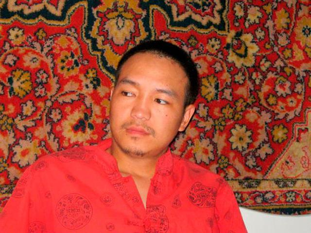 ghen nguoc, bo nhi cua chong sat hai vo va hai con nho roi dot nha phi tang - 1