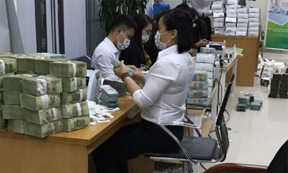 Người phụ nữ nuôi Phan Sào Nam từ nhỏ và mớ tiền giấu kín