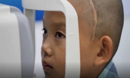 Bé trai 11 tuổi phải trả giá đắt vì sai lầm của mẹ khi bắt con ăn uống nghiêm ngặt