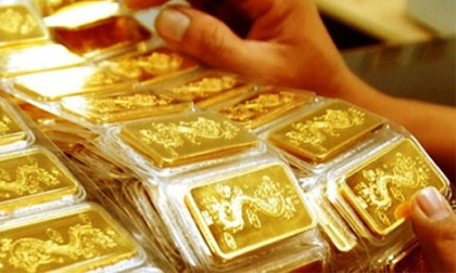 Giá vàng hôm nay 12/9: Bán và tháo chạy, vàng giảm sâu