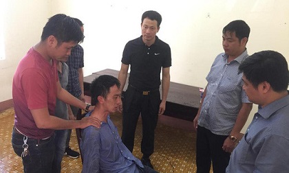 Giám đốc công an bắt kẻ dùng bơm tiêm dính máu khống chế con tin