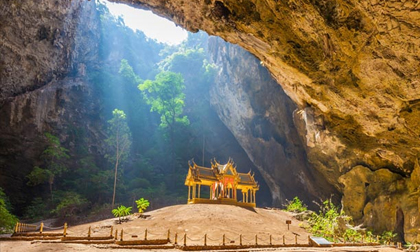 Cung điện vàng ròng - điểm du lịch mới cho những ai muốn quay lại Thái Lan