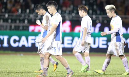 HAGL thua cả CLB TPHCM: Lo chưa, HLV Park Hang Seo?