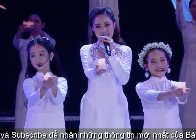 xuat hien vai giay tai hoa hau viet nam 2018, be gai duoc du doan la hoa hau tuong lai - 2
