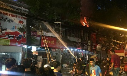 Xác định nguyên nhân cháy lớn gần hai bệnh viện