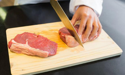 Tưởng không ăn thịt sẽ tốt cho sức khỏe, người phụ nữ phải trả giá đắt