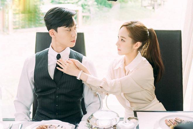 dang ve van co thu ky sexy trong xe, tin nhan cua vo lam toi bung tinh - 1