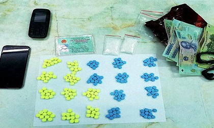 Bắt quả tang vụ vận chuyển ma túy đá lớn nhất Bình Thuận