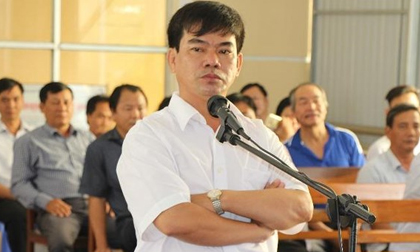 Nguyên giảng viên dọa giết hiệu trưởng hầu tòa