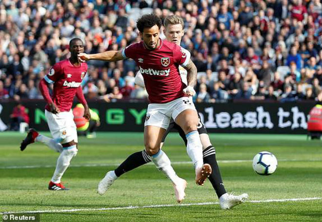 West Ham - MU: Choáng váng 3 