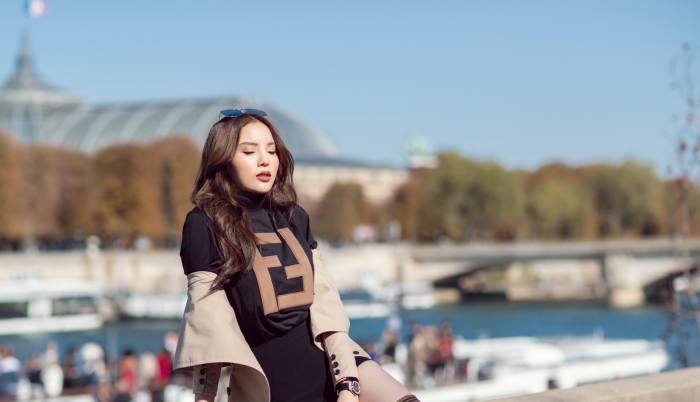 Kỳ Duyên kín đáo nhưng vẫn tràn đầy thu hút tại show cuối ở Paris Fashion Week