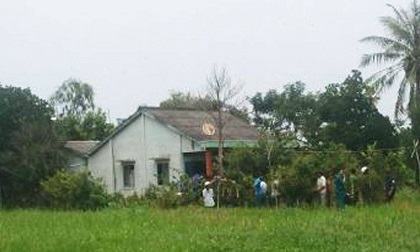 Long An: Khởi tố người chồng sát hại vợ tại nhà riêng