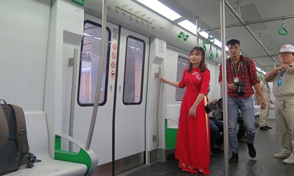 Thử tàu Cát Linh-Hà Đông: An toàn, dân kêu không bị làm phiền
