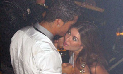 Ronaldo phủ nhận toàn bộ cáo buộc hiếp dâm năm 2009