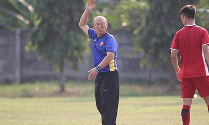 Tuyển Việt Nam: Vì HLV Park Hang Seo mới là 'người đặc biệt'!