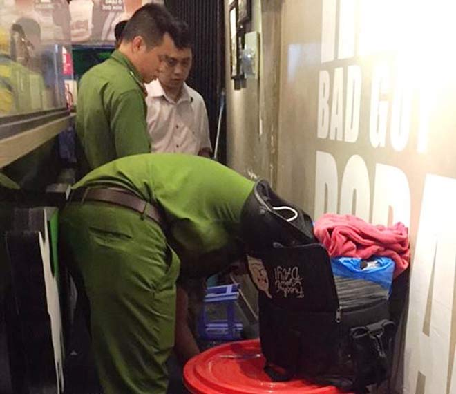 TP.HCM: Quán trà sữa trên đường Đinh Tiên Hoàng bị ném vật thể lạ gây nổ lớn - 1