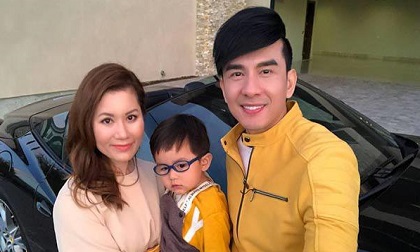 Mẹ là doanh nhân, bố là ca sĩ nổi tiếng, con trai Đan Trường sống trên đất Mỹ thế nào?