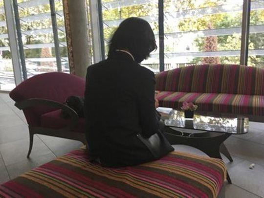 Chủ tịch Interpol gửi hình ảnh con dao cho vợ trước khi mất tích - Ảnh 1. Chủ tịch Interpol gửi hình ảnh con dao cho vợ trước khi mất tích - Ảnh 1.