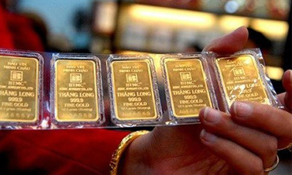 Giá vàng hôm nay 10/10: USD dựng ngược, vàng không lối thoát
